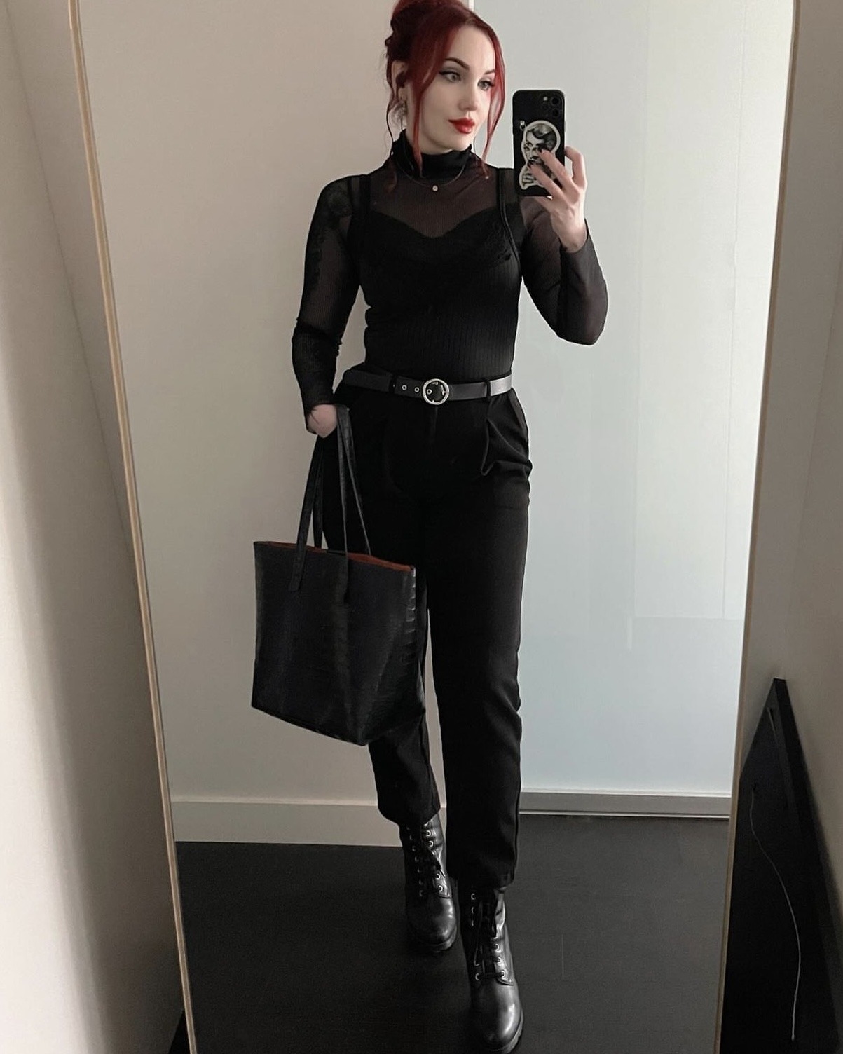 Office Goth Outfit by @elvira_fraelic